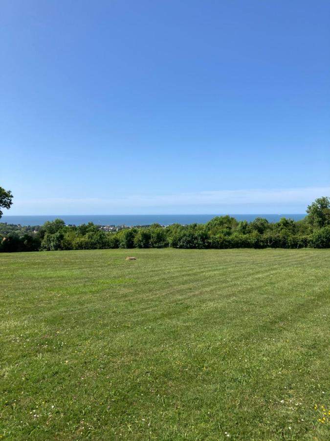 Deauville Vue Mer Tourgeville Exterior foto